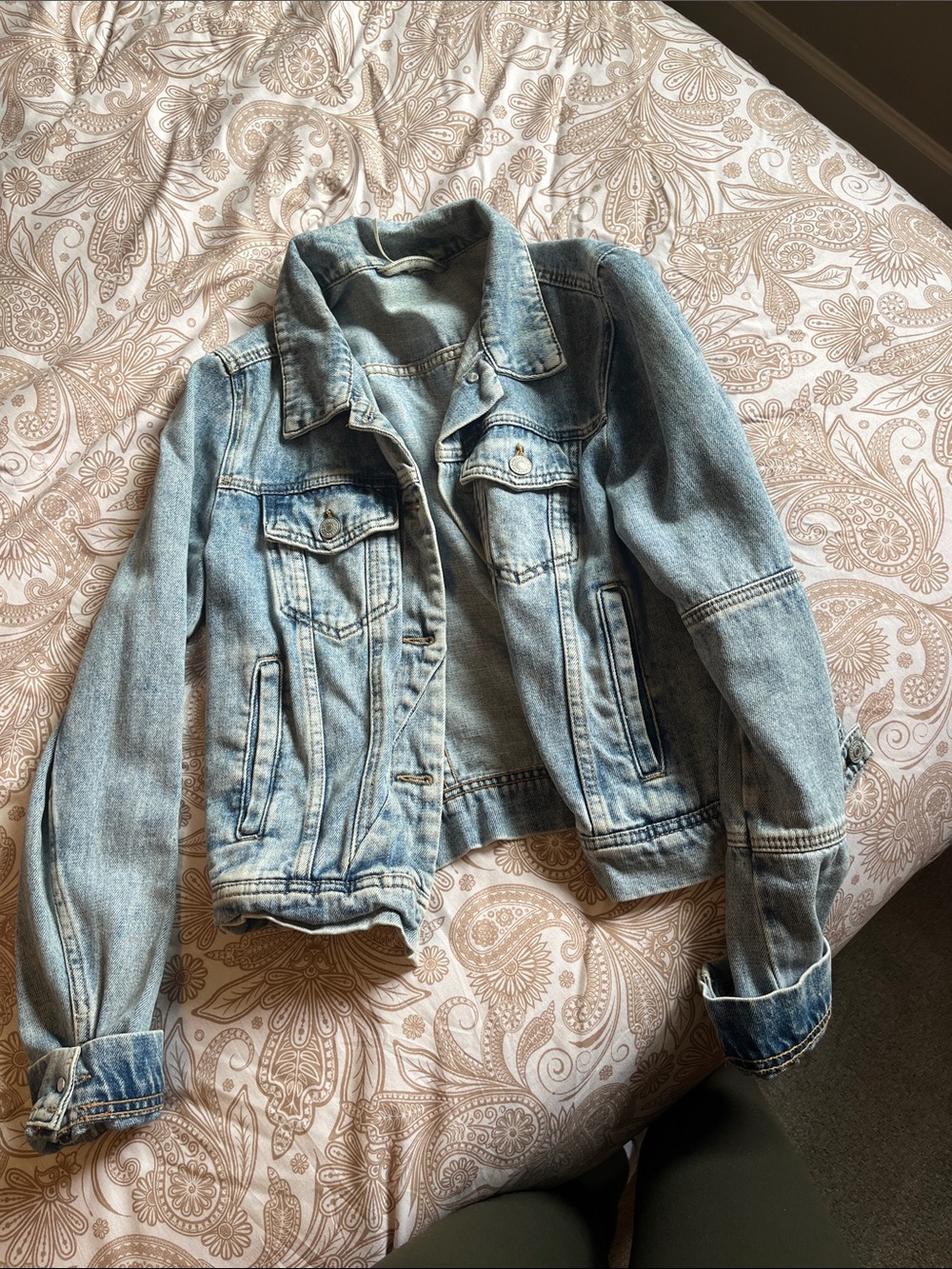 Women's Denim Jacket in Blue Like New